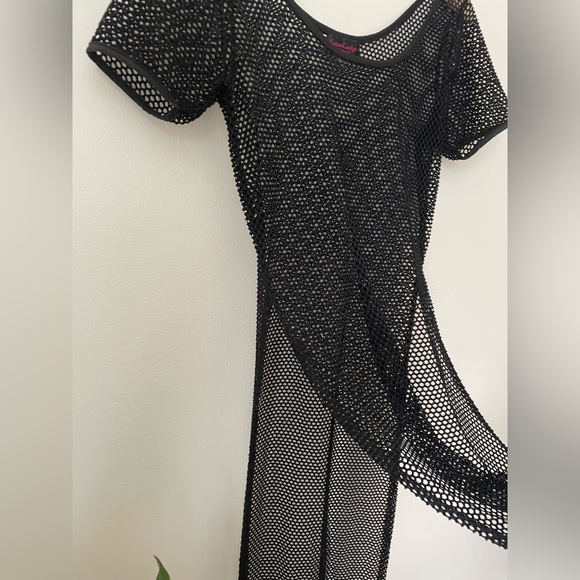 Mesh short-sleeved maxi/midi dress with side slits - Picture 3 of 5